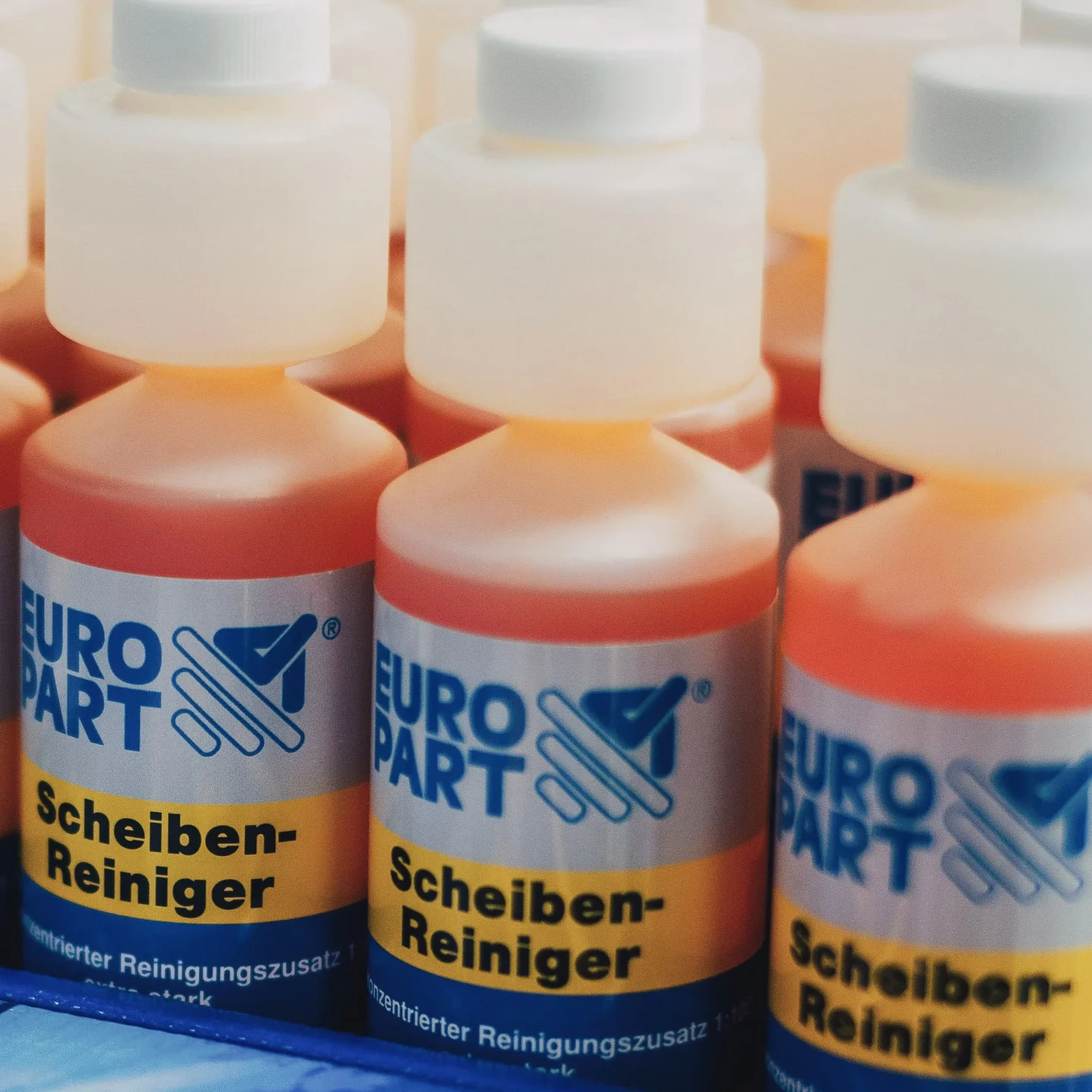 Europart bottles with disc cleaner